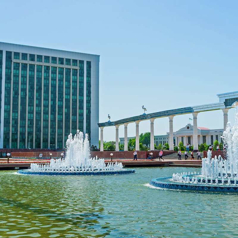 УЗБЕКИСТАН: где взять 100 миллиардов долларов?