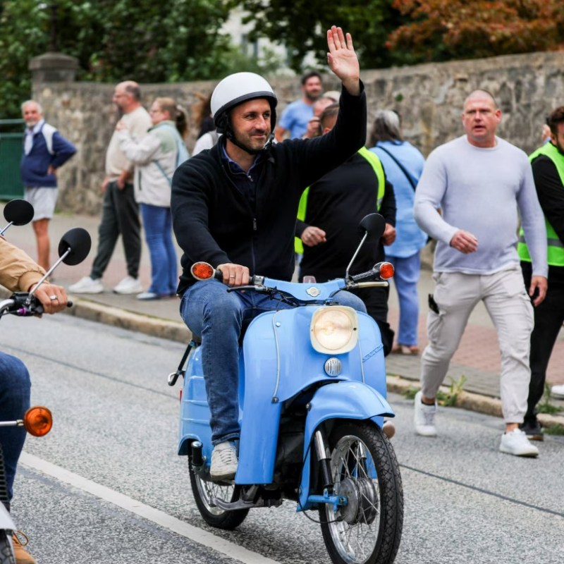АдГ и ГДР восточные немцы в лабиринте парадоксов